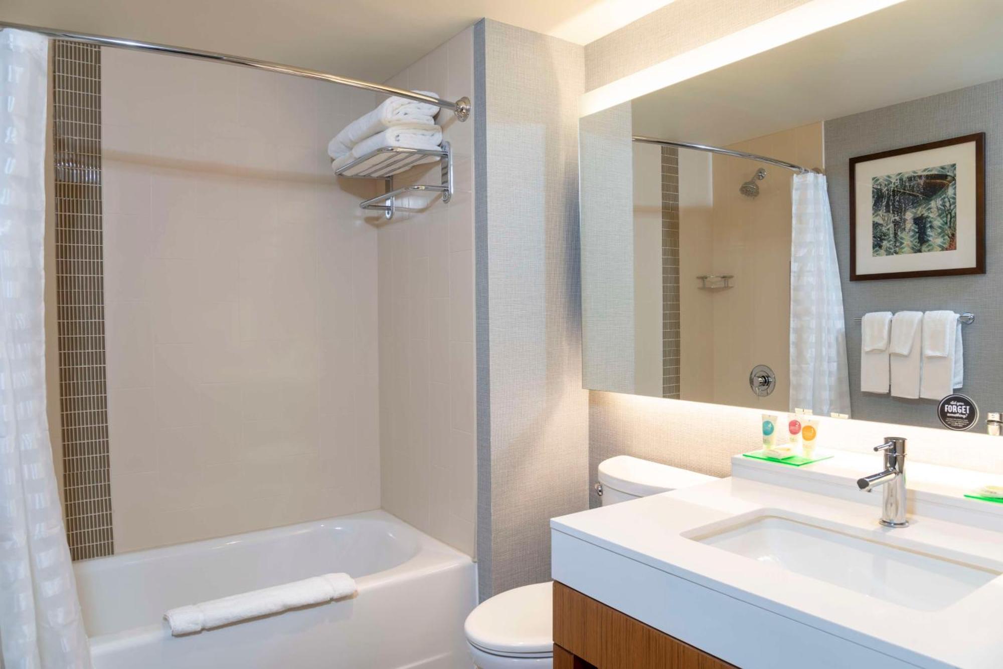 Hyatt Place Detroit/Ройал-Оук Экстерьер фото