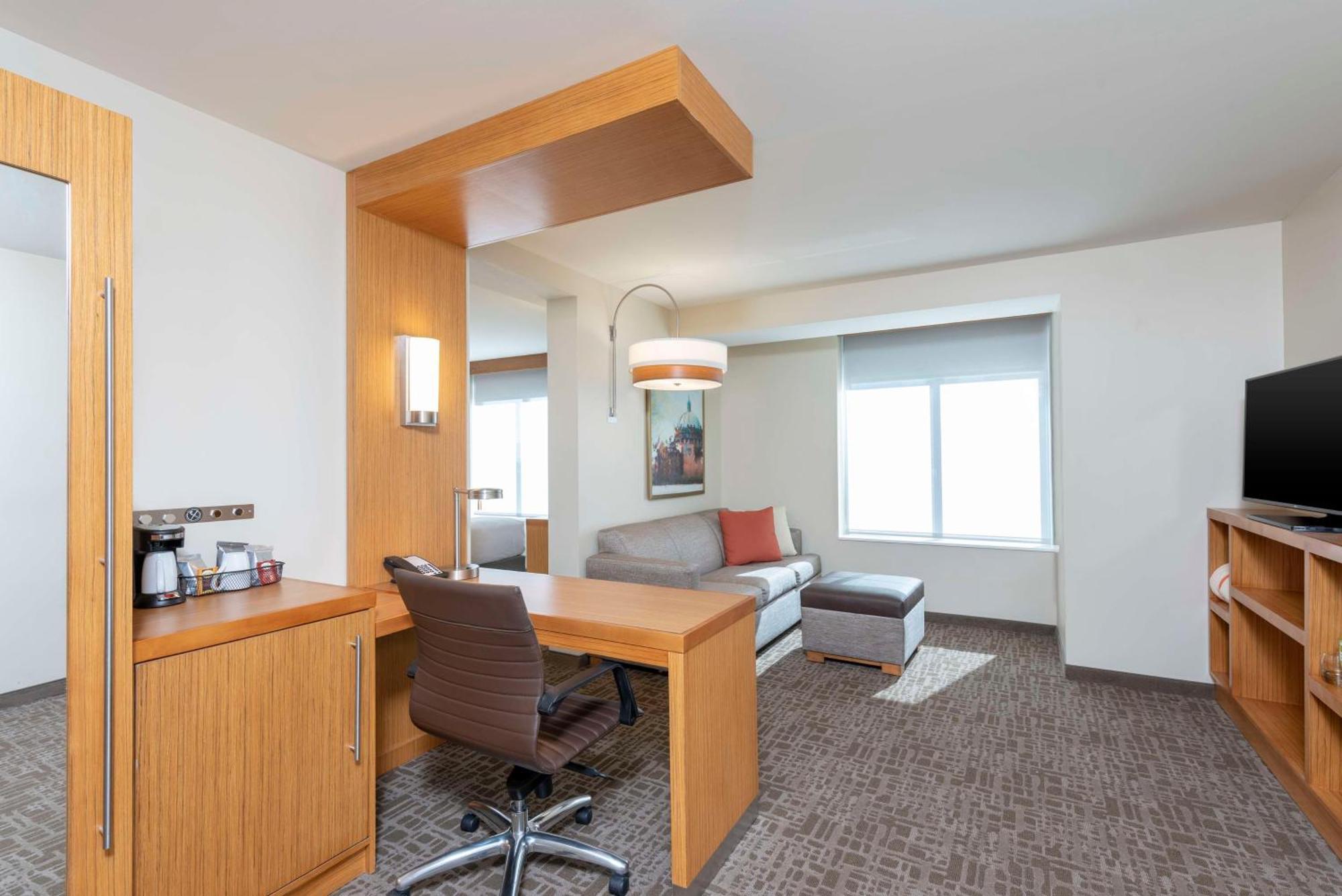 Hyatt Place Detroit/Ройал-Оук Экстерьер фото