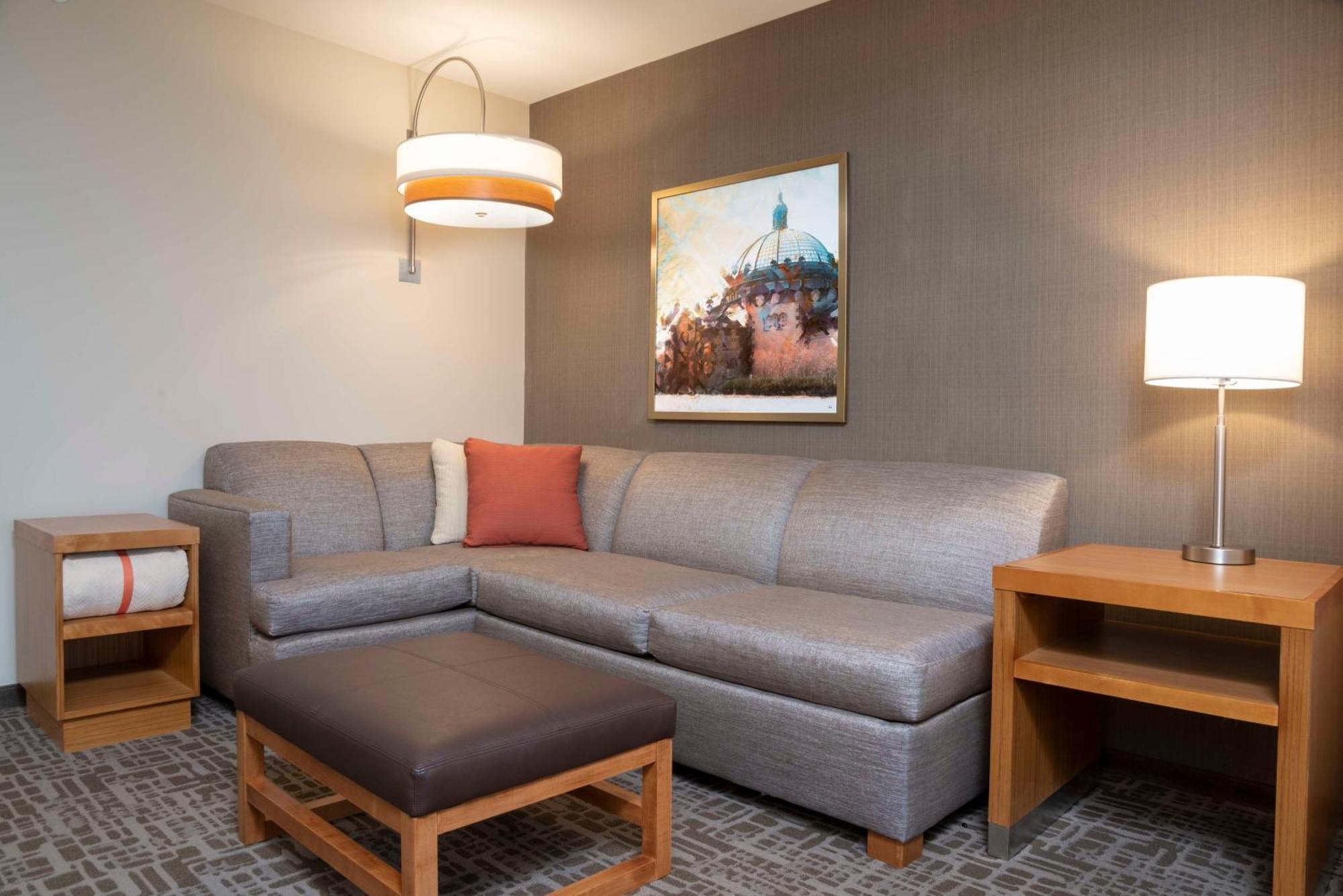 Hyatt Place Detroit/Ройал-Оук Экстерьер фото