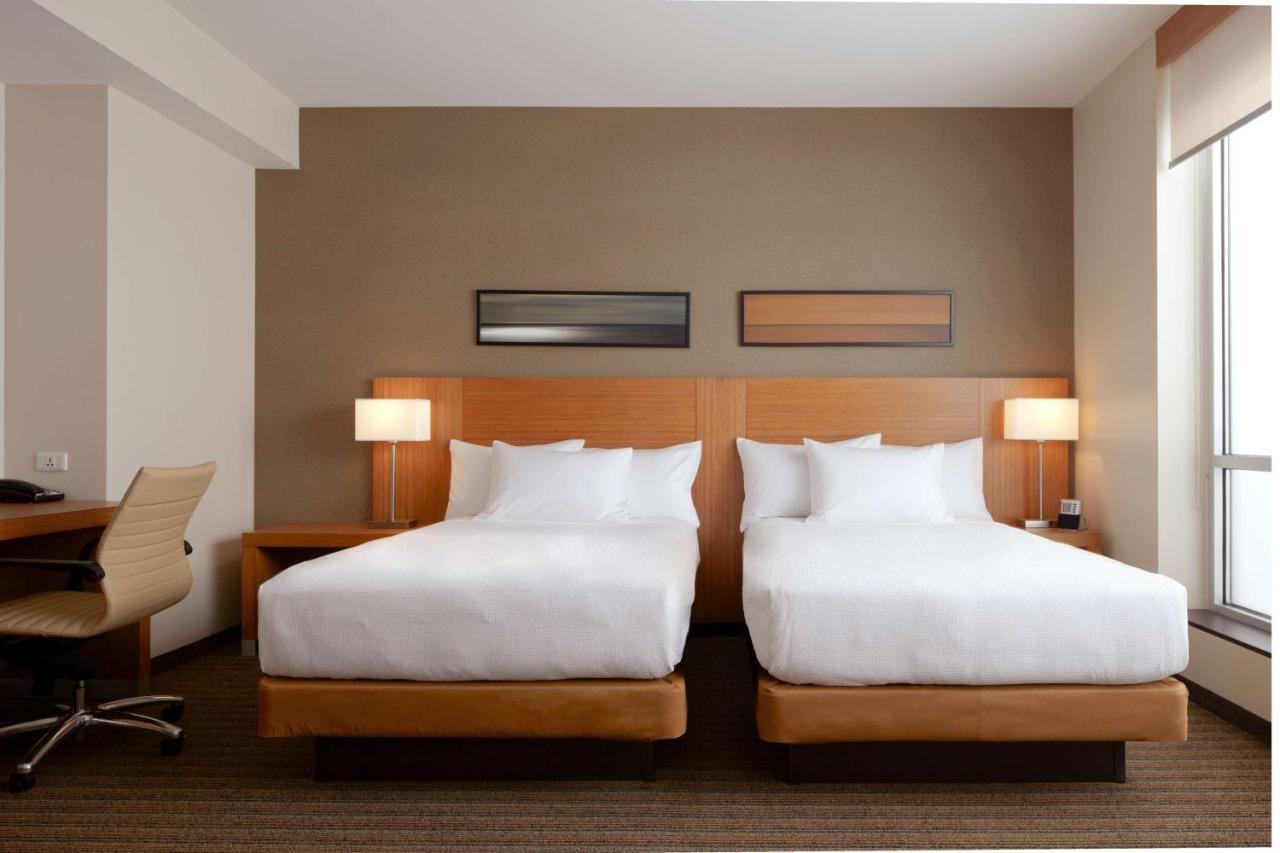 Hyatt Place Detroit/Ройал-Оук Экстерьер фото